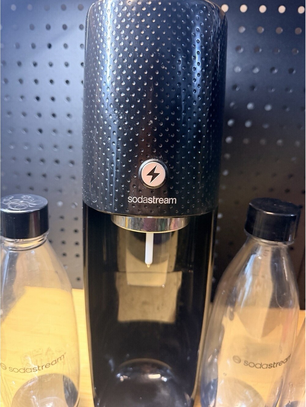 SodaStream Fizzi Sparkling Water Maker Black SOT-001 with 3 Bottles Bundle